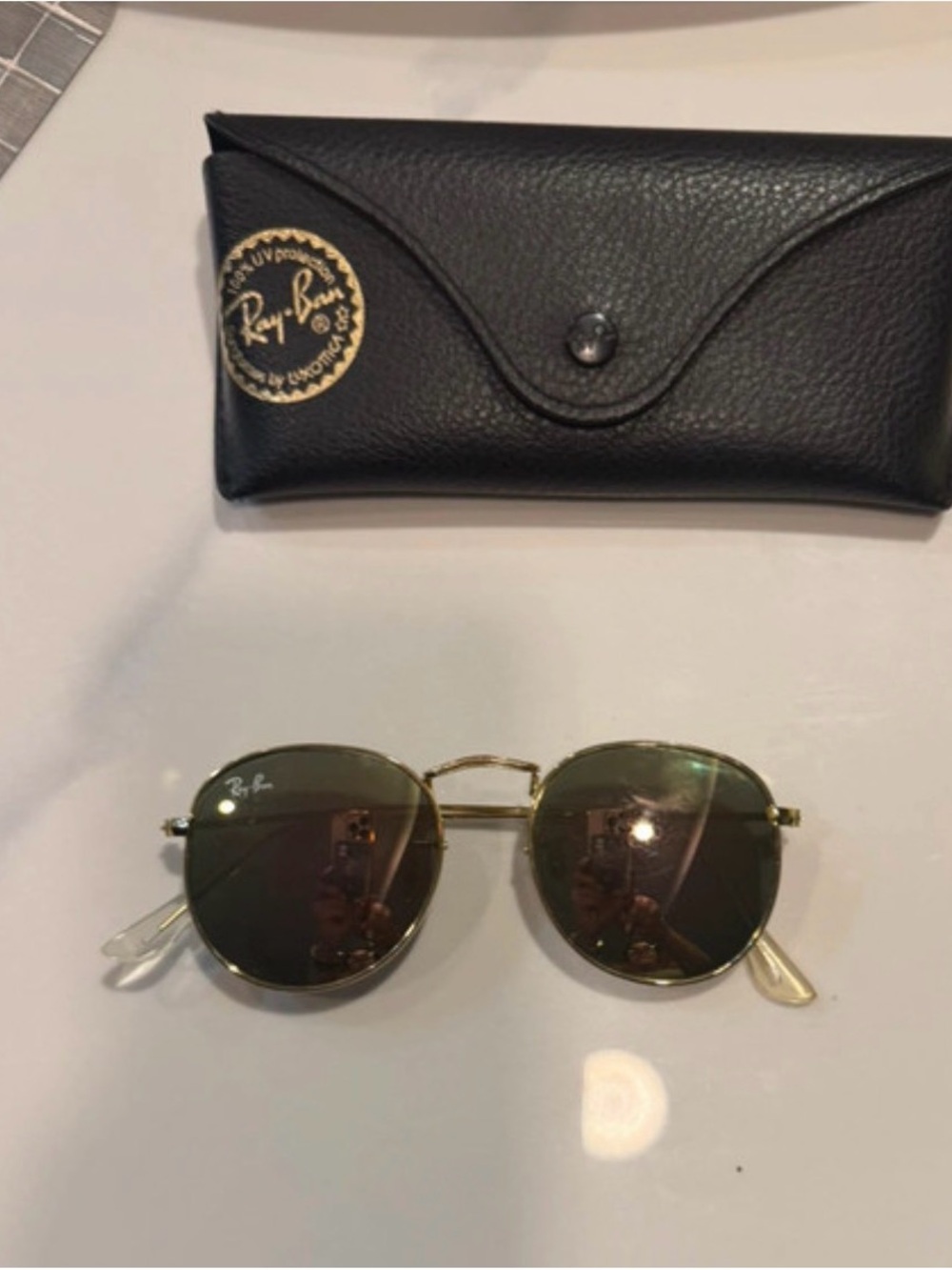 Ray-Ban unisex Round Metal Sunglasses Gold Frame with Green Lenses